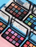 J.Cat Beauty Dia & Noche paleta senčil za oči odtenek 104 Around The Clock 16 g