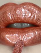 J.Cat Beauty Liptnix Extreme Shimmer Topper bleščeči sijaj za ustnice odtenek 109 Atomic Girl 8 g