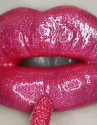 J.Cat Beauty Liptnix Extreme Shimmer Topper bleščeči sijaj za ustnice odtenek 110 Plasmon 8 g