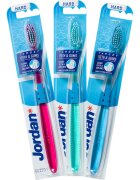 Jordan Target Teeth & Gums Hard zobna ščetka 1 kos