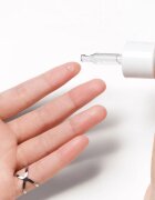 Kiehl's Dermatologist Solutions Truly Targeted Blemish-Clearing Solution serum za aknasto kožo za ženske 15 ml