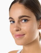 Klorane Cornflower Super-Charged Hydra-Plumping Serum aktivni serum za posvetlitev in glajenje kože 40 ml