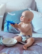 Kolorky Day Feathers ekološke plenice za enkratno uporabo velikost L 8-13 Kg 19 kos