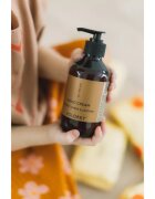 Kolorky Hand Cream krema za roke Woody Amber & Leather 270 ml