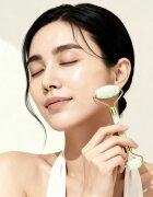 KORIKA Tools Face Roller Green Jade Stone valjček za masažo za obraz Jade Roller Green 1 kos
