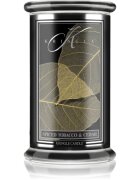 Kringle Candle Spiced Tobacco & Cedar dišeča sveča 623 g