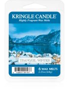 Kringle Candle Tranquil Winter dišeča sveča 64 g