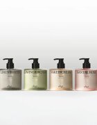 KUNDAL Objet Moist Gleam Body Wash parfumirani gel za prhanje za intenzivno vlažnost z vonjem Santal Rose 450 ml