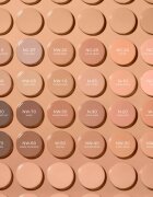 La Prairie Skin Caviar Concealer Foundation puder in korektor SPF 15 odtenek N-30 Satin Nude 30 ml
