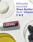Labello Blackberry Shine vlažilni balzam za ustnice 4.8 g
