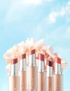 Laka Bonding Glow Lipstick dolgoobstojna šminka za hidracijo in sijaj odtenek 216 Winter 3.7 g