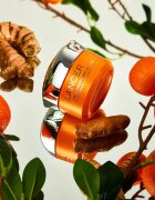 LANCER INSTANT BRIGHTENING BOOSTER krema za posvetljevanje za obraz z vitaminom C 50 ml