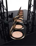 Lancôme Teint Idole Ultra Wear Serum Highlighter osvetljevalec z vitamini C in E odtenek Deep Glow 03 10 g