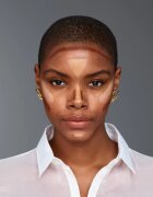 Lancôme Teint Idole Ultra Wear Stick make-up v paličici z aplikatorjem odtenek 330 Beige Dore 9 g