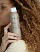 Living Proof No Frizz pršilo za glajenje proti krepastim lasem 208 ml