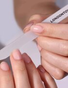 LONDONTOWN Glass Nail File steklena pilica za nohte 1 kos