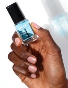 LONDONTOWN Kur Get Strong Nail Hardener nega za učvrstitev kože za nohte 12 ml