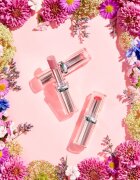 L’Oréal Paris Color Riche Shine šminka z visokim sijajem odtenek 111 Pink Wonderland 4.8 g