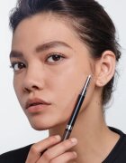 L’Oréal Paris Infaillible 24h Filling Triangular Pencil natančni svinčnik za obrvi vodoodporna odtenek Dark Blonde 1 ml