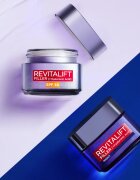 L’Oréal Paris Revitalift Filler dnevna krema za zapolnjenje gub proti staranju SPF 50 50 ml