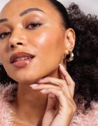 Lumene Lip Glow Oil Balm balzam za ustnice z oljem odtenek 4 Honey 10 ml