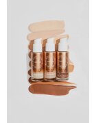 Lumene Natural Glow posvetlitveni tekoči puder za naraven videz SPF 20 odtenek 4 Tan (Neutral) 30 ml