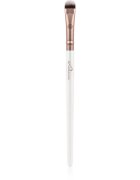 Luvia Cosmetics Elegance Detail Shader majhen čopič za senčila 308 1 kos