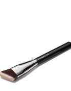MAC Cosmetics 171S Smooth-Edge All Over Face Brush čopič za konture 1 kos