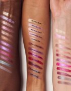 MAC Cosmetics Dazzlelips Crayon bleščeča šminka v svinčniku odtenek Grapeful 1.5 g