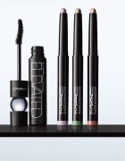 MAC Cosmetics Dazzleshadow Eyeshadow Stick kremasto senčila za oči v paličici odtenek Taupe It Off 1.6 g