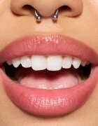 MAC Cosmetics Glow Play Lip Balm hranilni in vlažilni balzam za ustnice odtenek Smile 3.14 g