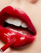 MAC Cosmetics Lipglass sijaj za ustnice odtenek Ruby Woo 31 ml