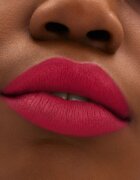 MAC Cosmetics Locked Kiss 24h Lipstick dolgoobstojna šminka z mat učinkom odtenek Taboo 18 g