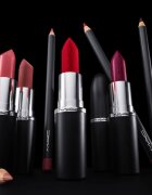 MAC Cosmetics MACximal Mini Silky Matte Lipstick matirajoča šminka odtenek Everybody´s Heroine 1.7 g
