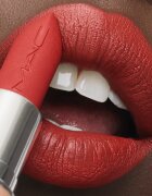 MAC Cosmetics MACximal Silky Matte Lipstick matirajoča šminka odtenek Chili 35 g