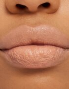 MAC Cosmetics MACximal Sleek Satin Lipstick kremasta vlažilna šminka odtenek Créme d'Nude 3.5 g