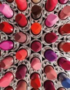MAC Cosmetics MACximal Sleek Satin Lipstick Mini satenasta šminka za popoln videz odtenek BRICK-O-LA 1.5 g