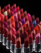 MAC Cosmetics MACximal Sleek Satin Lipstick Mini satenasta šminka za popoln videz odtenek REBEL 1.5 g