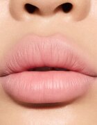 MAC Cosmetics Powder Kiss Hazy Matte matirajoča šminka odtenek Be My Bridesmaid 3.5 g
