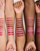 MAC Cosmetics Powder Kiss Lip + Cheek Mousse večnamensko ličilo za ustnice in lica odtenek M·A·CSmash 5 ml