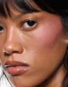 MAC Cosmetics Skinfinish Colourstruck rdečilo odtenek Desert Rose 4.5 g