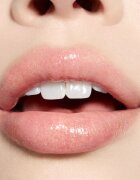 MAC Cosmetics Squirt Plumping Gloss Stick sijaj za ustnice v paličici odtenek Squirt Sparks 2.3 g