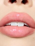 MAC Cosmetics Squirt Plumping Gloss Stick sijaj za ustnice v paličici odtenek Violet Sparks 2.3 g