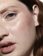 MAC Cosmetics Strobe Liquid Blush tekoče rdečilo odtenek Ice Gleam 4.3 ml