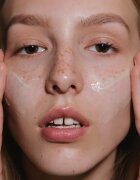 Mádara MÁDARA Acne vlažilni fluid za obraz 40 ml
