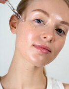 Mario Badescu Clarifying Serum with Azelaic Acid serum za problematično kožo akne 29 ml