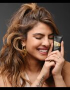 Max Factor Facefinity Universal podlaga za make-up z mat učinkom 30 ml