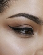 MAYBELLINE NEW YORK Hyper Precise tekoče črtalo v peresu odtenek Black Matte 1 ml