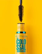 MAYBELLINE NEW YORK The Colossal vodoodporna maskara za volumen odtenek Black 10 ml