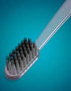 MEDIBLANC Toothbrush Super Soft zobna ščetka s ščetinami prevlečenimi z aktivnim ogljem